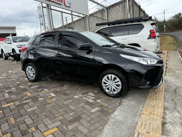 Toyota Yaris 2022 - Image 7