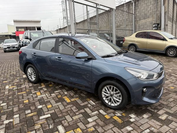 Kia Río 2018 - Image 2