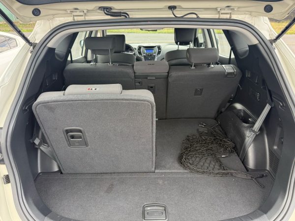Hyundai Santa Fe 2014 - Image 8