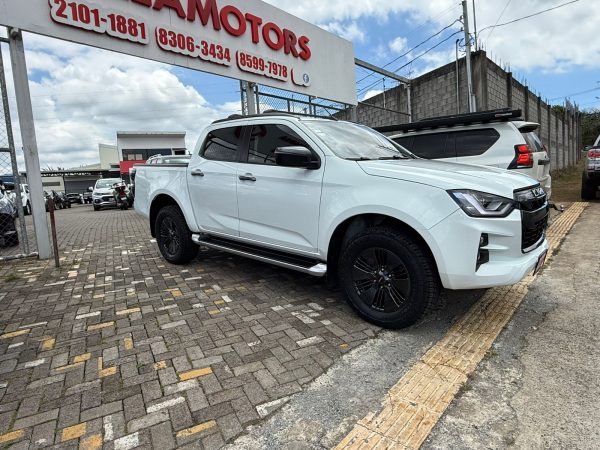 Isuzu Dmax 2023 - Image 9