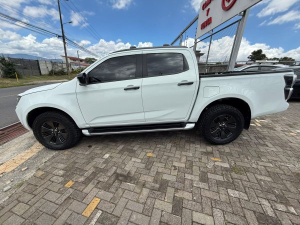 Isuzu Dmax 2023 - Image 3