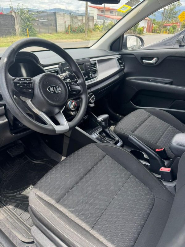 Kia Río 2018 - Image 7