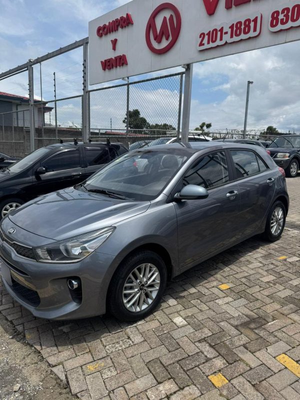 Kia Río 2018 - Image 2