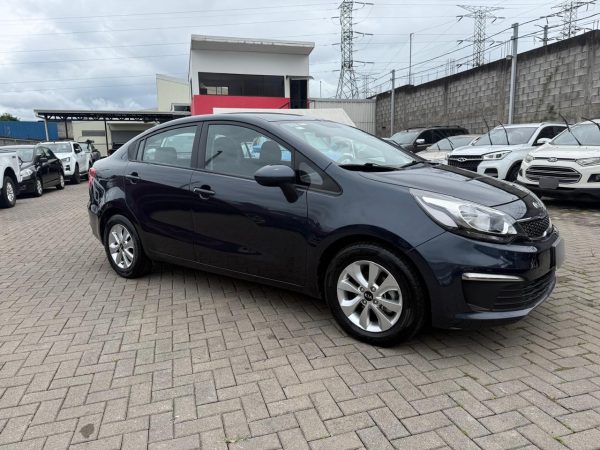 Kia Río modelo 2017 - Image 9