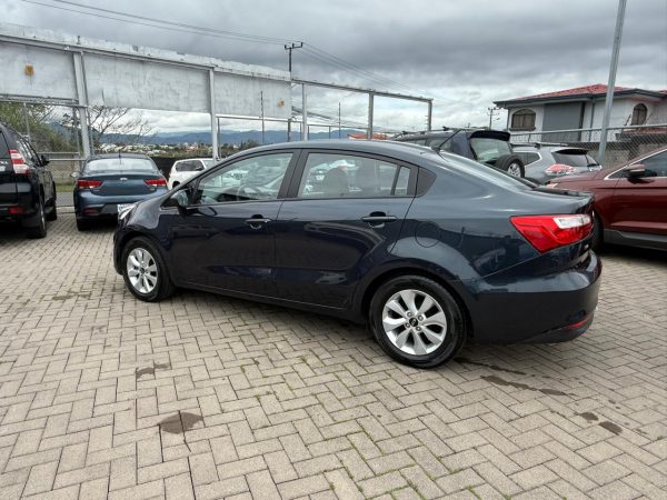 Kia Río modelo 2017 - Image 6