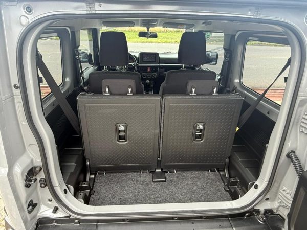 Suzuki Jimny 2022 - Image 2
