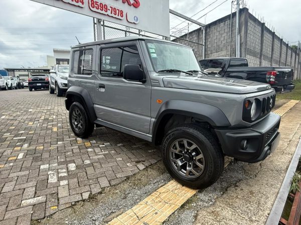 Suzuki Jimny 2022 - Image 4