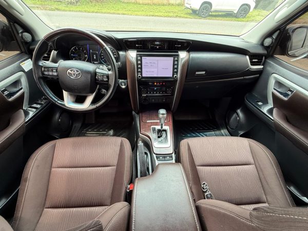 Toyota Fortuner SRV 2020 - Image 5