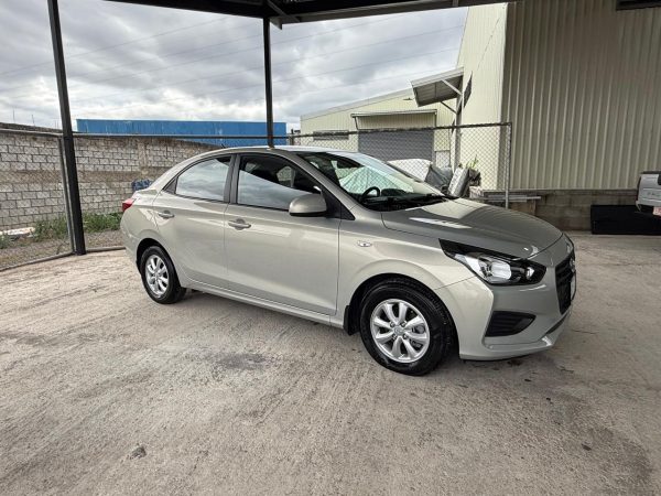 Hyundai Verna 2020 - Image 8