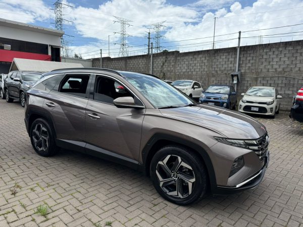 Hyundai Tucson Elegant 2022 - Image 2