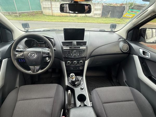Mazda BT50 2015 - Image 7