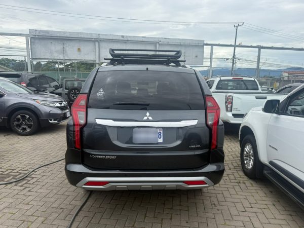 Mitsubishi Montero Sport GT 2020 - Image 7