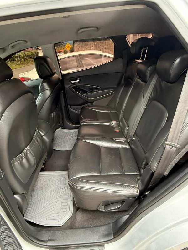 Hyundai Santa Fe 2014 - Image 6