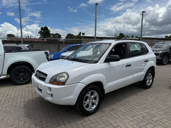 Hyundai Tucson 2010 - Image 2