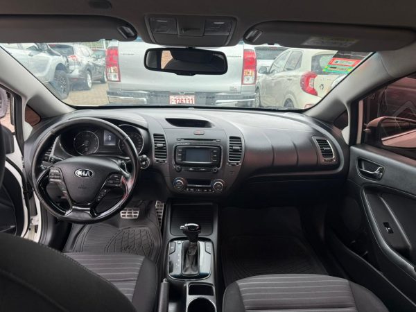 Kia Forte 2017 - Image 5