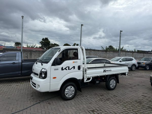 Kia k2500 modelo 2025 - Image 3