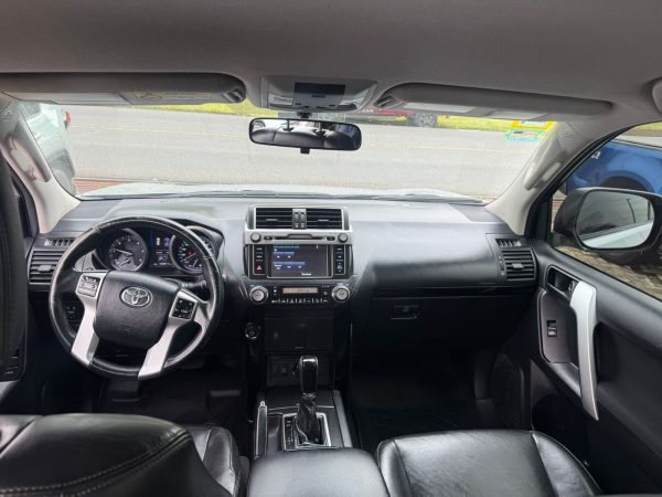 Toyota Prado TXL 2017 - Image 5