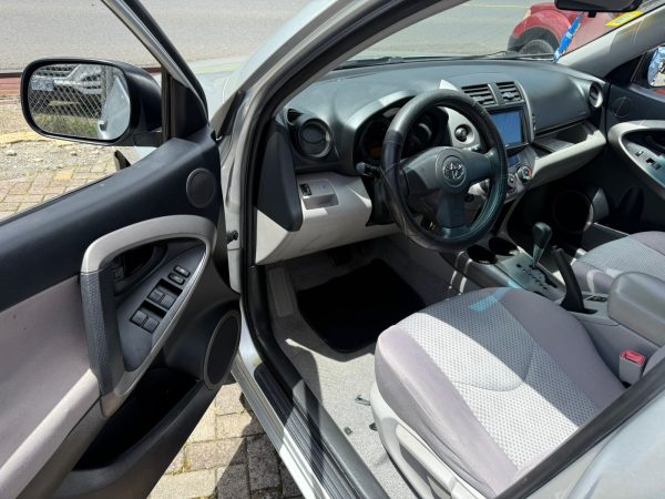 Toyota Rav4 2008 - Image 3