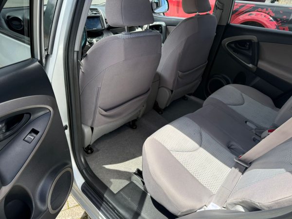 Toyota Rav4 2008 - Image 4