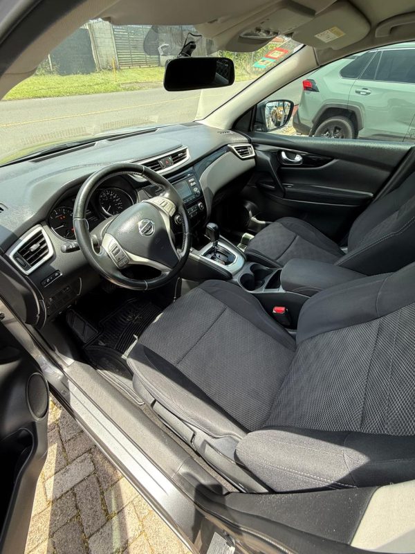 Nissan Qashqai modelo 2015 - Image 2