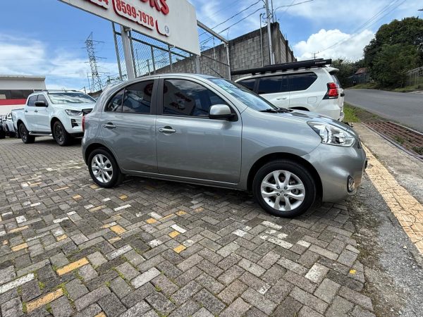 Nissan March modelo 2020 - Image 6