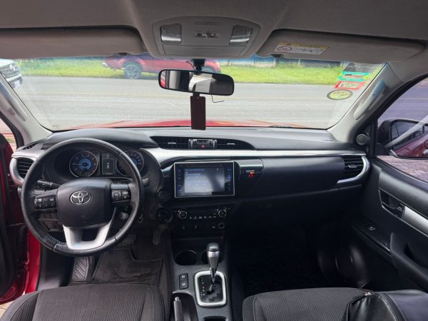 Toyota Hilux SRV 2017 - Image 6