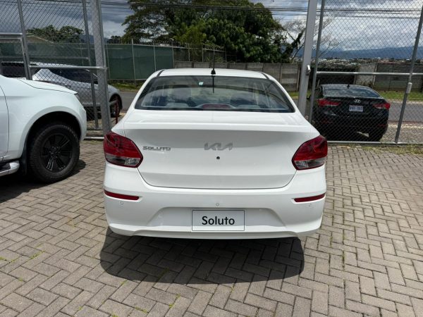 Kia Soluto 2024 NUEVO - Image 6