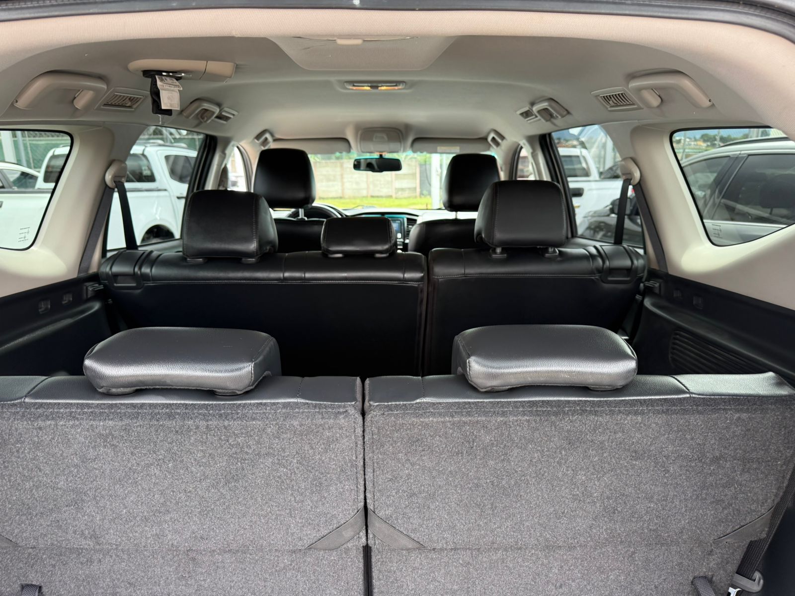 Mitsubishi Montero Sport 2022 GT - Image 4