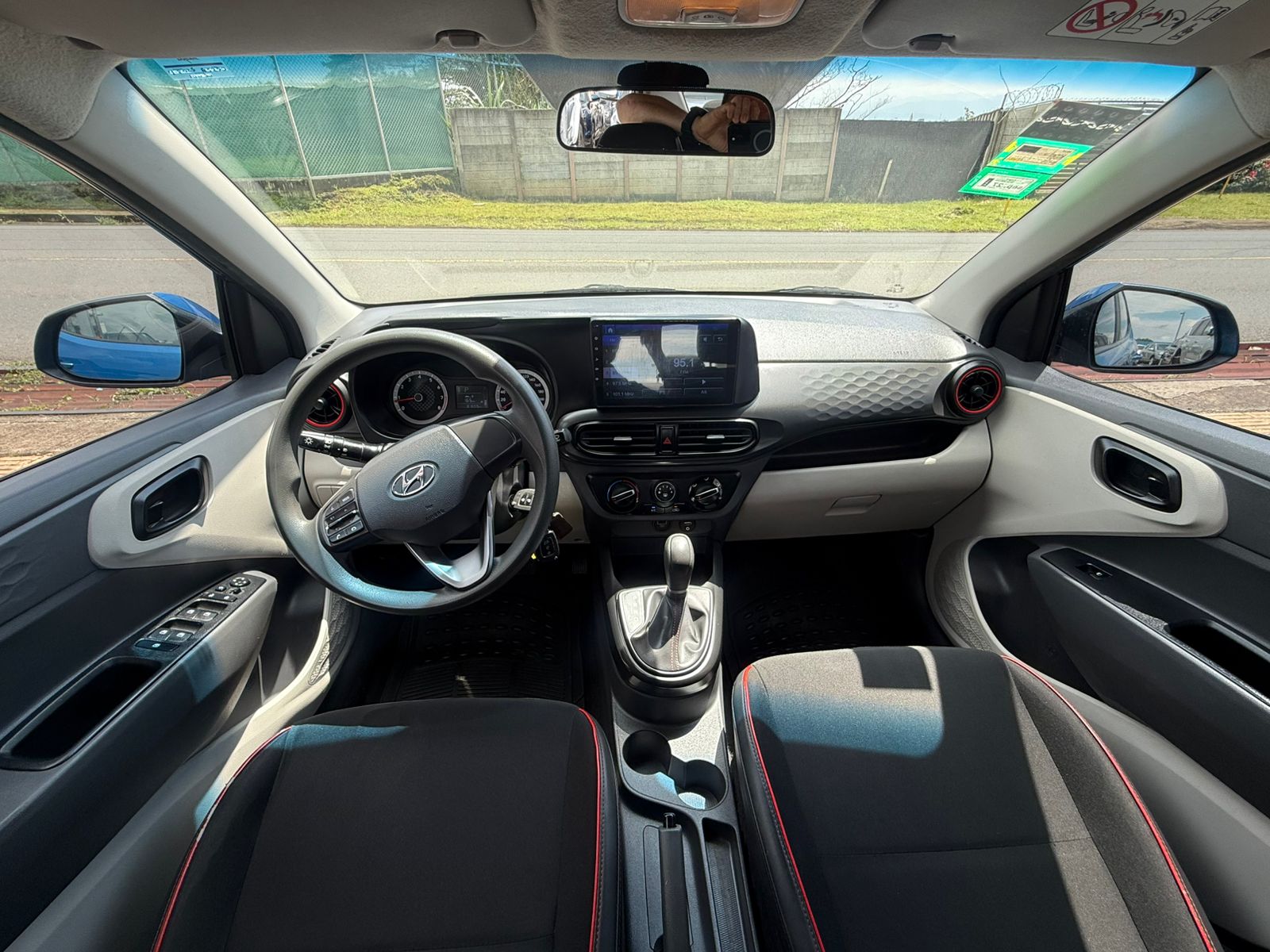 Hyundai Gran i10 2021 - Image 4