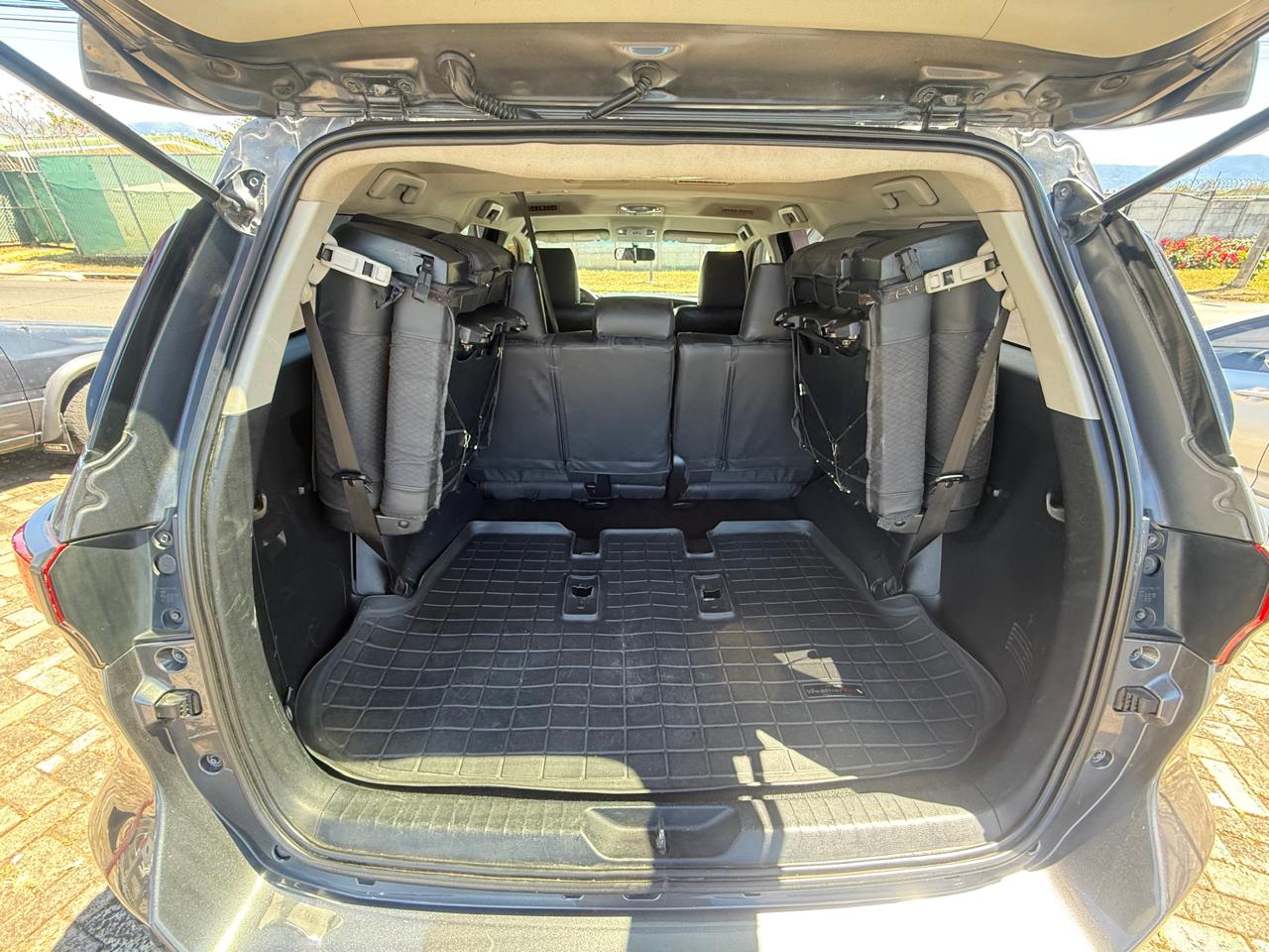 Toyota Fortuner 2017 - Image 4