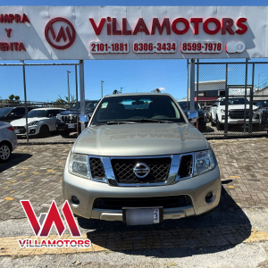Nissan Pathfinder 2011