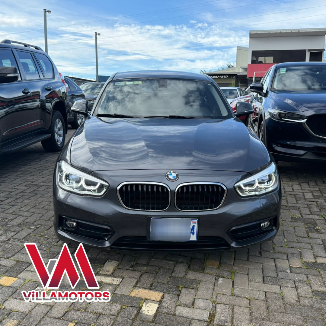 BMW 118i modelo 2017