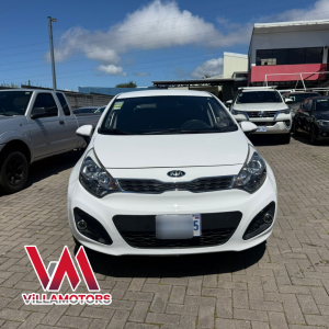 Kia Río modelo 2015