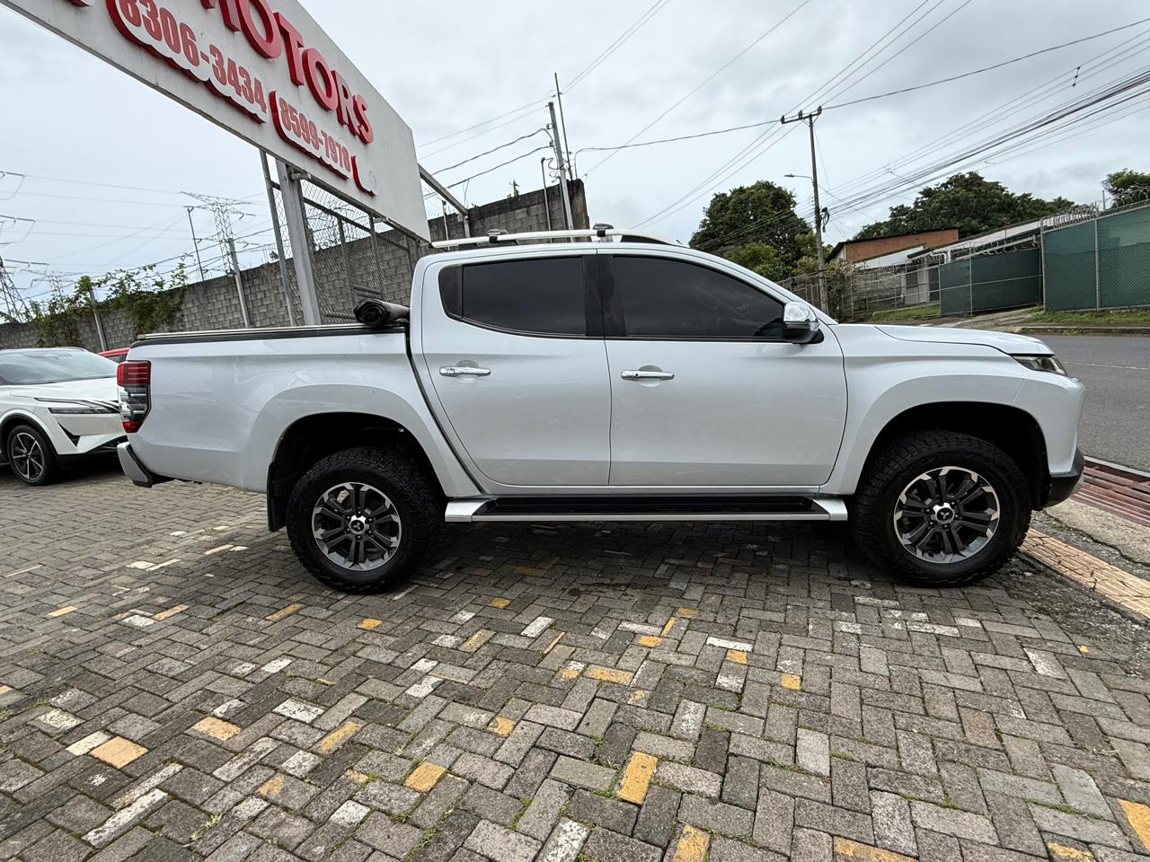Mitsubishi L200 GT 2021 - Image 8