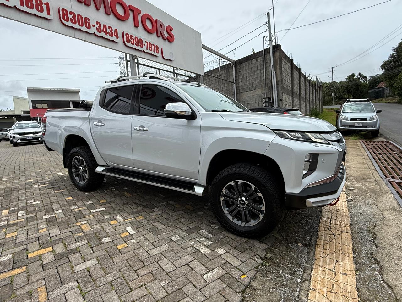Mitsubishi L200 GT 2021 - Image 2