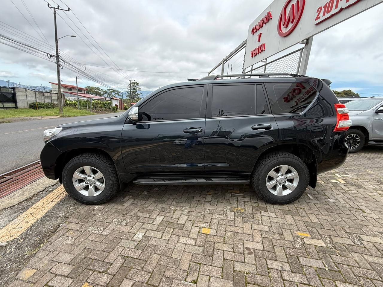 Toyota Prado TXL 2017 - Image 2
