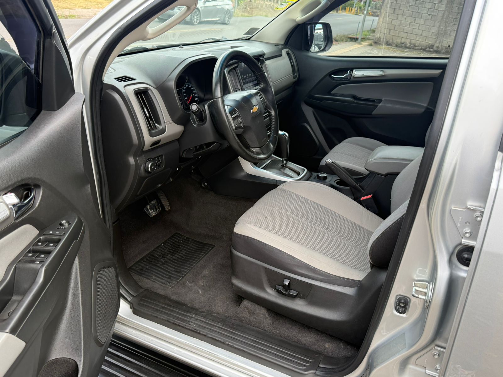 Chevrolet Colorado LTZ 2019 - Image 8