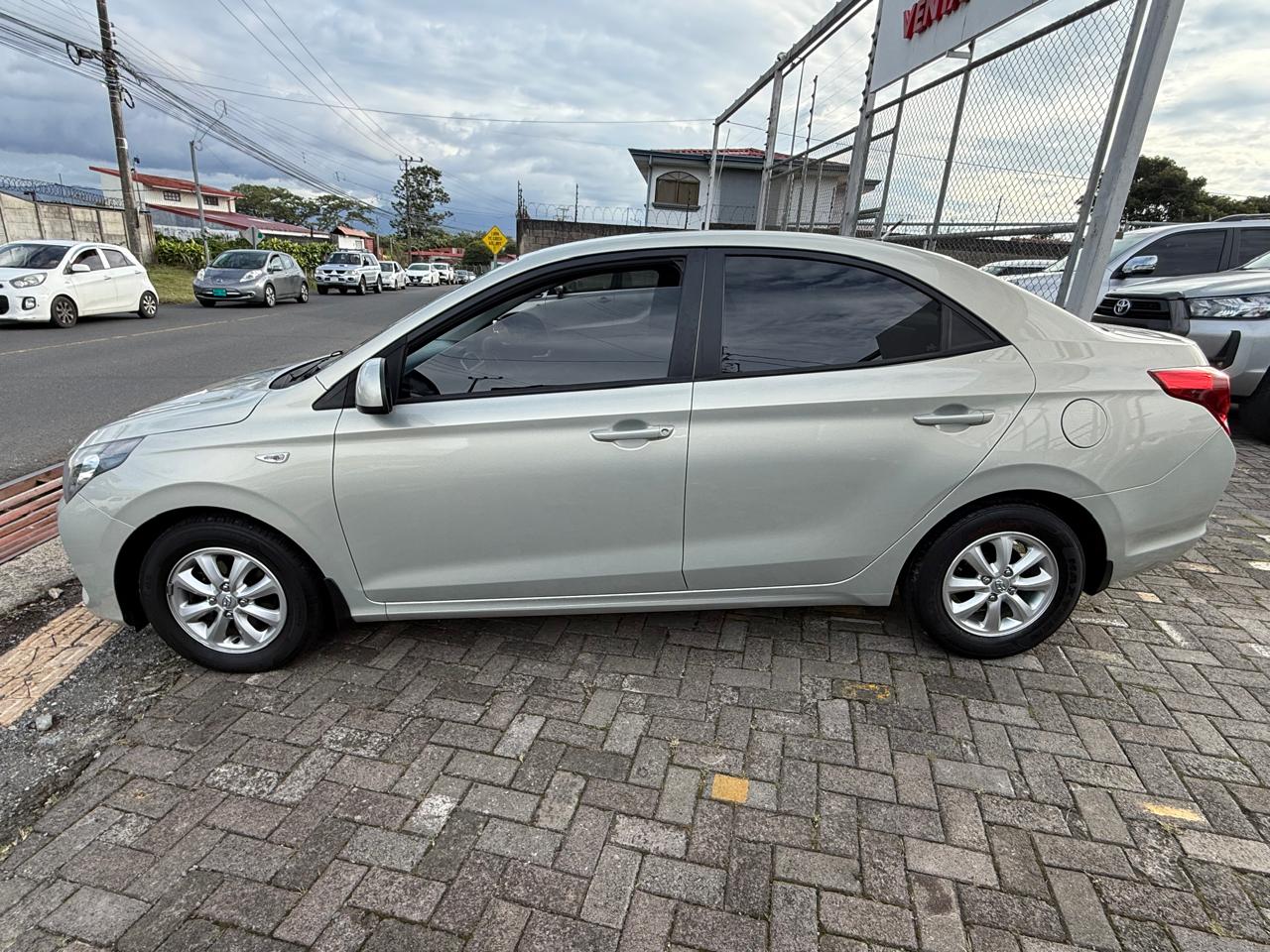 Hyundai Verna 2022 - Image 3