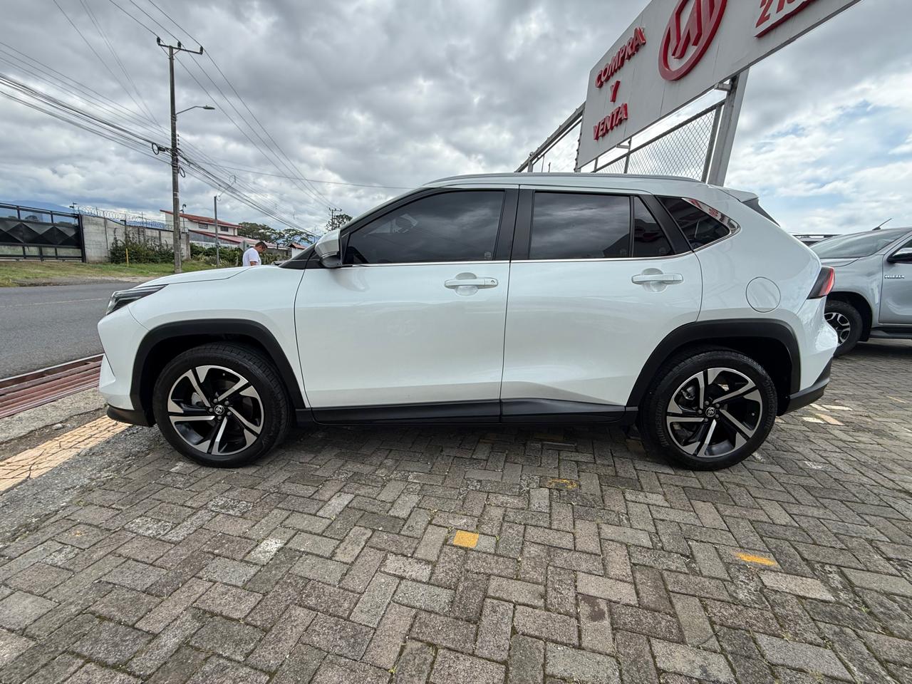 Toyota Yaris Cross G 2024 - Imagen 7